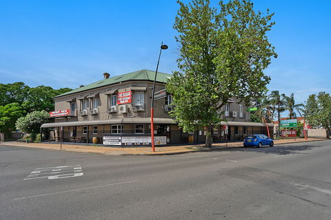 Imperial Hotel Singleton - Accommodation VIC 1
