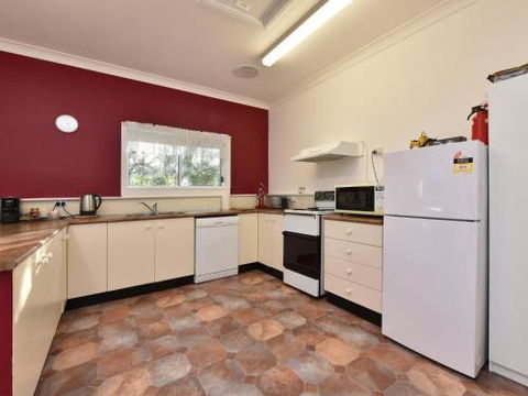 Tabitha Hill Cottage - Accommodation VIC 4
