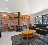 Just Listed Blaxlands Homestead the very best location in the Valley walk to everything - Accommodation VIC