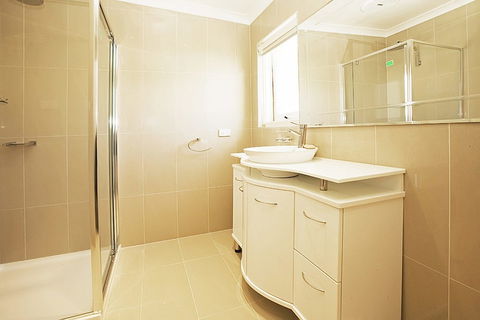 Beach House Units - 3 - Accommodation VIC 4