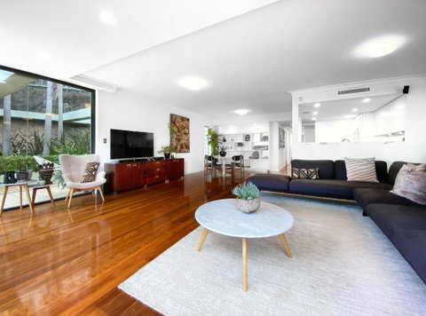 BELLEVUE GARDEN OASIS-hosted By L'Abode - Accommodation VIC 5