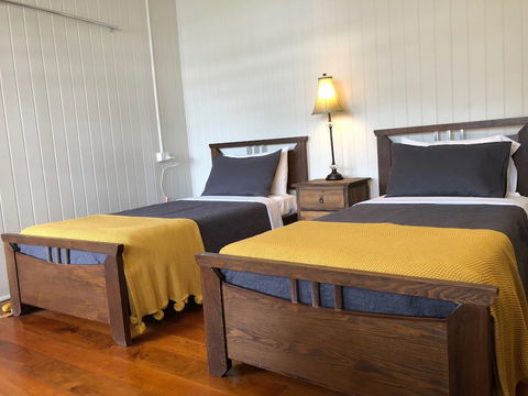 Five 3 Five - The Beachside Barracks - Accommodation VIC 5