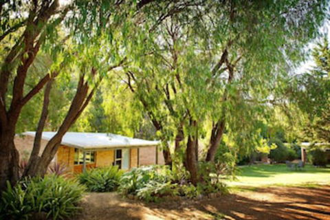 Peppermint Brook Cottages - Accommodation VIC 0