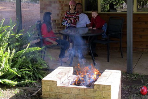 Peppermint Brook Cottages - Accommodation VIC 1