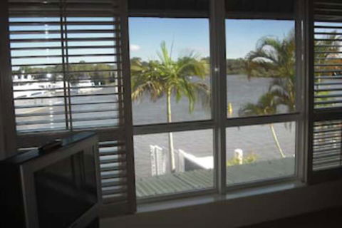 Sanctuary Cove Villas - Accommodation VIC 7