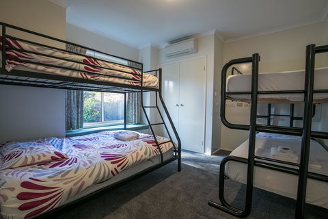 The Birch House - Silver Birches - Accommodation VIC 5