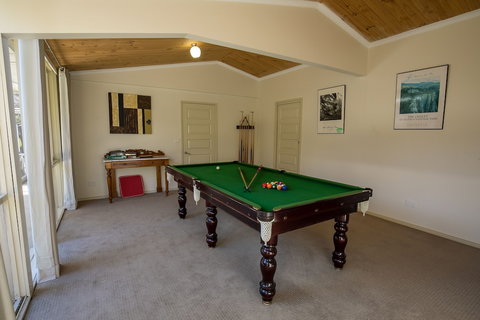 The Birch House - Silver Birches - Accommodation VIC 3