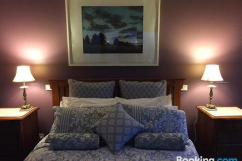 Birches Luxury Spa Chalets - Accommodation VIC 3