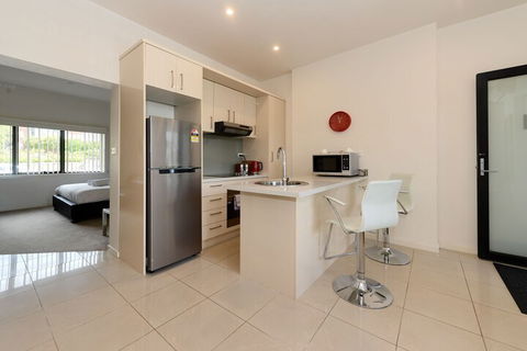 Hobart Lodge - Accommodation VIC 1