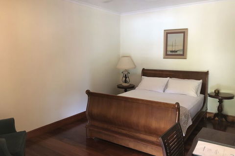 Daintree Manor Bed & Breakfast - Accommodation VIC 2