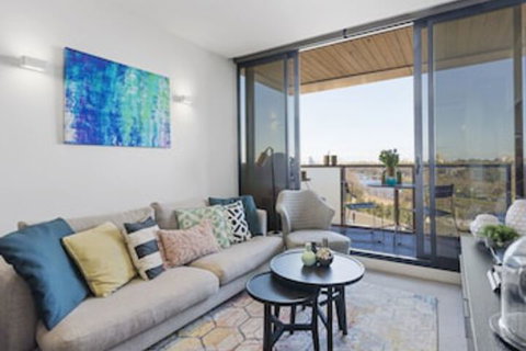 LAURENT Views Of MCG & Yarra River + Fed Square - Accommodation VIC 0