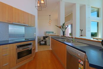 Pacific Royale Penthouse 311 - Accommodation VIC 6
