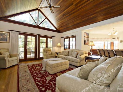 Fleur De Lys - Accommodation VIC 5
