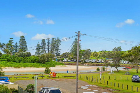 Bellhaven 1 17 Willow Street - Accommodation VIC 3