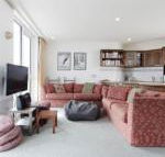 Beehive 14 - Accommodation VIC