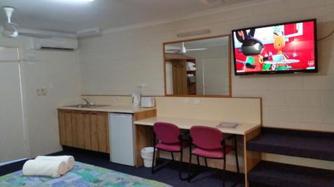 Sandcastle Motel Tin Can Bay - Accommodation VIC 2