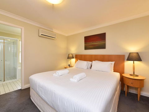 Villa Executive 2br Moscato Resort Condo Located Within Cypress Lakes Resort (nothing Is More Central) - Accommodation VIC 1