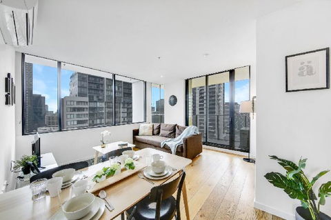 A Stylish 2BR CBD Apt With Beautiful City Views - Accommodation VIC 5