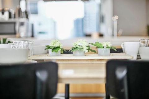 A Stylish 2BR CBD Apt With Beautiful City Views - Accommodation VIC 3