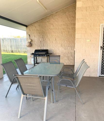 11 Anchovy Street Tin Can Bay Summer Haven Coastal Retreat - Accommodation VIC 3
