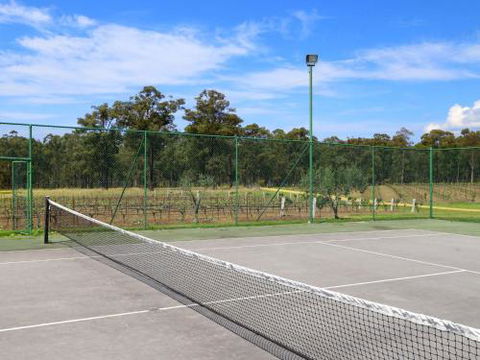 Ironbark Hill Retreat - Accommodation VIC 2