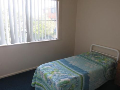 Cabenay 3 VIEWS ACROSS THE PARK - Accommodation VIC 1