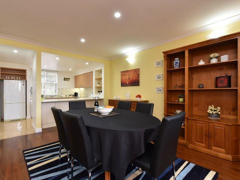 Villa Joie De Vie Located Within Cypress Lakes - Accommodation VIC 2