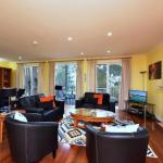 Villa Joie De Vie Located Within Cypress Lakes - Accommodation VIC 0