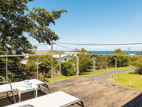 Waikiki Dream - Accommodation VIC 4