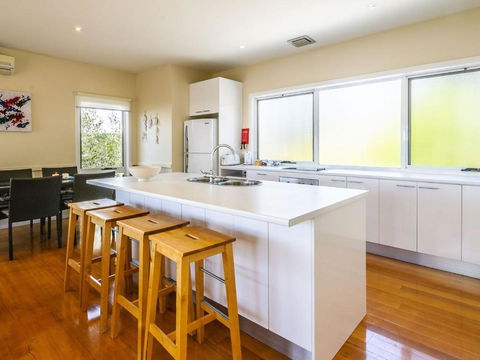 Fantasea - Accommodation VIC 6
