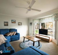 Family getaway close to Beach  Restaurants - Accommodation VIC
