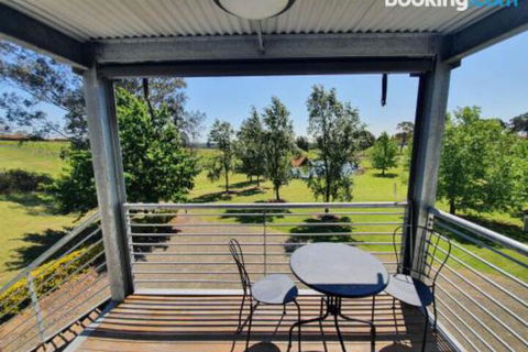 Travertines Wines Apartment - Accommodation VIC 6