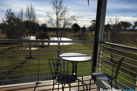 Travertines Wines Apartment - Accommodation VIC 4