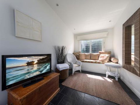 THE BEACH HOUSE Gerroa 4pm Check Out Sundays - Accommodation VIC 2