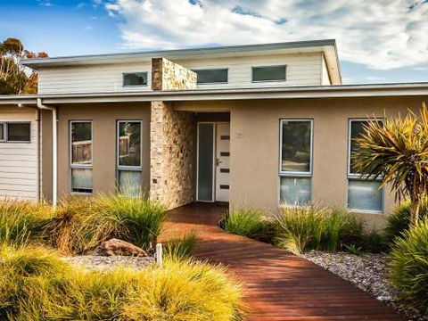 The Shack - Accommodation VIC 5