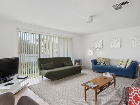 Beach Fun 11 Broadbeach Drive - Accommodation VIC 3