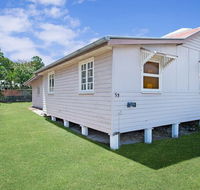 Close to Water Restaurants  Clubs Toorbul St. Bongaree - Accommodation VIC