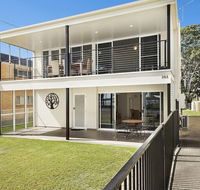 Ground Floor air Conditioned Fabulous Waterviews Overlooking Pumicestone Passage - Accommodation VIC