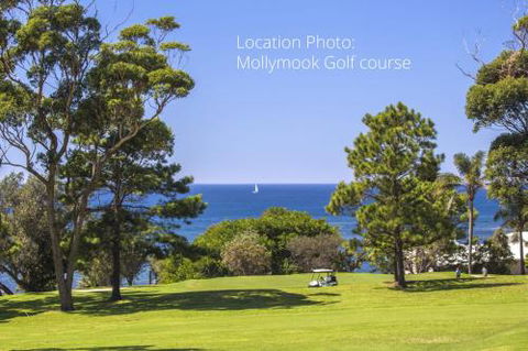 Stunning Clifftop Location 213 Mitchell Pde - Accommodation VIC 1