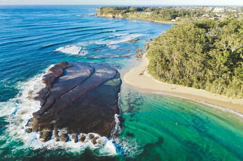 Stunning Clifftop Location 213 Mitchell Pde - Accommodation VIC 4
