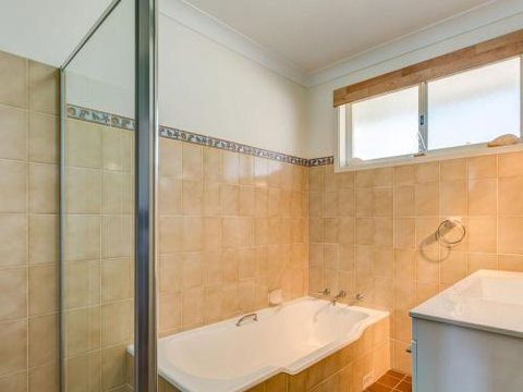 PENZANCE Gerroa Beachfront To Shelley Beach & 4pm Check Out Sundays - Accommodation VIC 2