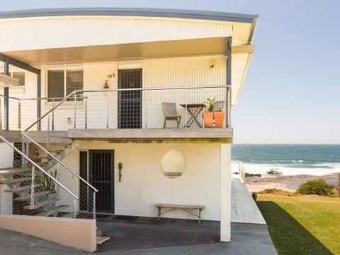 PENZANCE Gerroa Beachfront To Shelley Beach & 4pm Check Out Sundays - Accommodation VIC 5