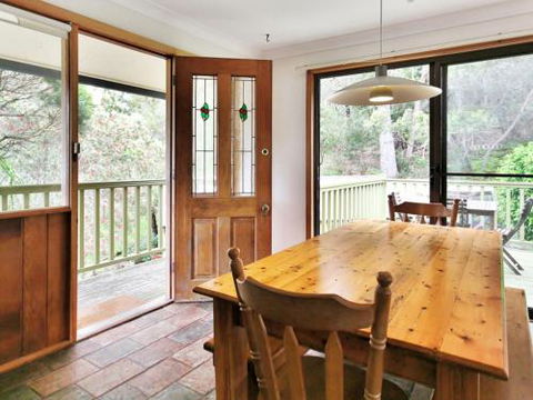Take Time At Hyams Beach 4pm Check Out Sundays - Accommodation VIC 3