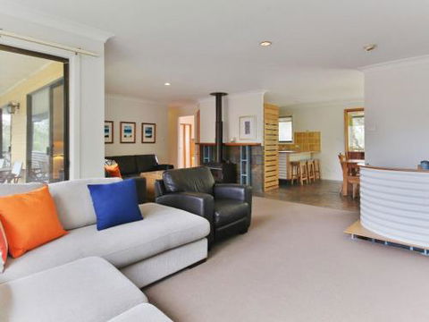 Take Time At Hyams Beach 4pm Check Out Sundays - Accommodation VIC 2