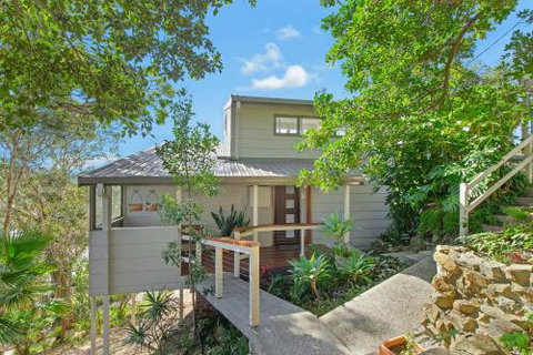 Valparaiso 23 Dulconghi Street - Accommodation VIC 1