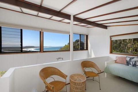 Valparaiso 23 Dulconghi Street - Accommodation VIC 3