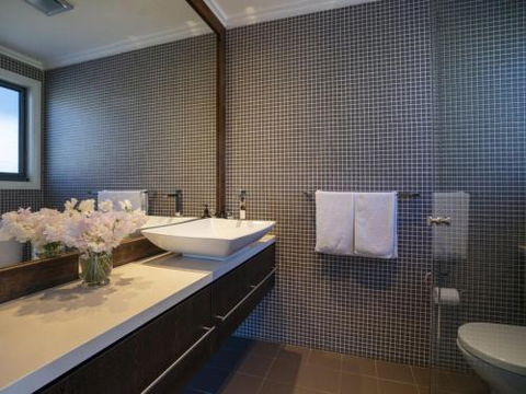 ARALUEN HOUSE Werri Beach 4pm Check Out Sundays - Accommodation VIC 4