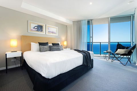 H Residences 2 Bedroom Ocean View In Surfers Paradise - Accommodation VIC 5