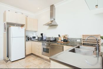 Stylish 2 Bdr Overlooking Parsley Bay H379 - Accommodation VIC 1