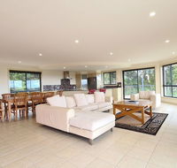 A Vista Townhouse 1 - Accommodation VIC